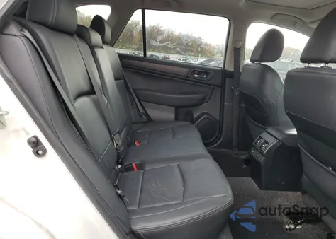 2015 Subaru Outback 2.5I Limited z USA, uszkodzony, nr VIN 4S4BSANC9F3299213